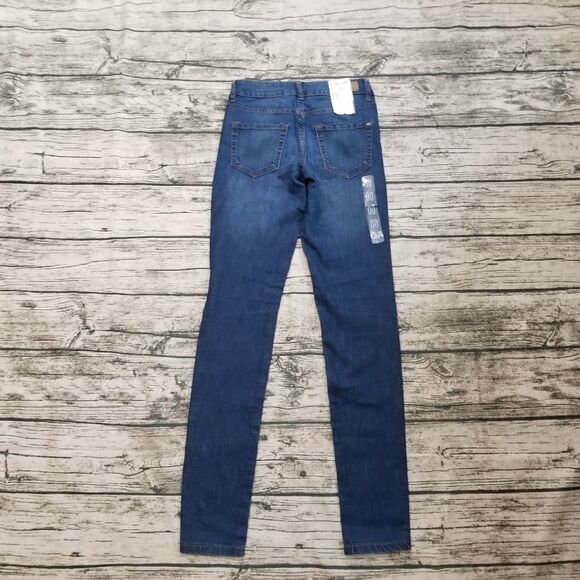 NWT Garage Women's High Waist Stretch Jeggings - Picture 3 of 3